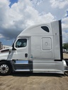 Freigtliner Cascadia 2020