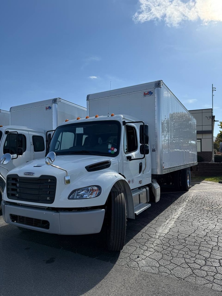 Box Truck Freightliner M2 2025