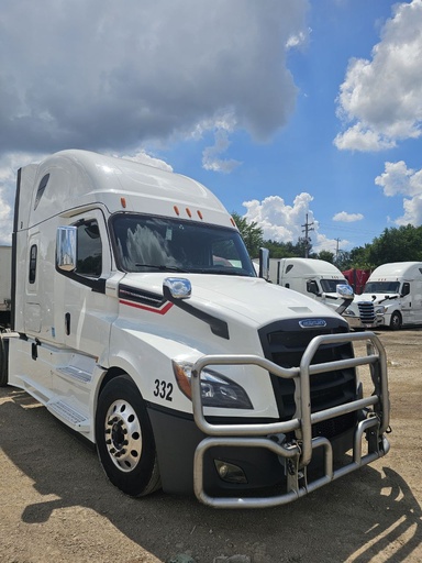Freigtliner Cascadia 2020